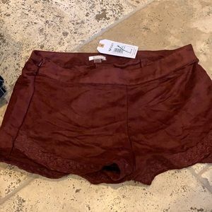 Roxie suede shorts